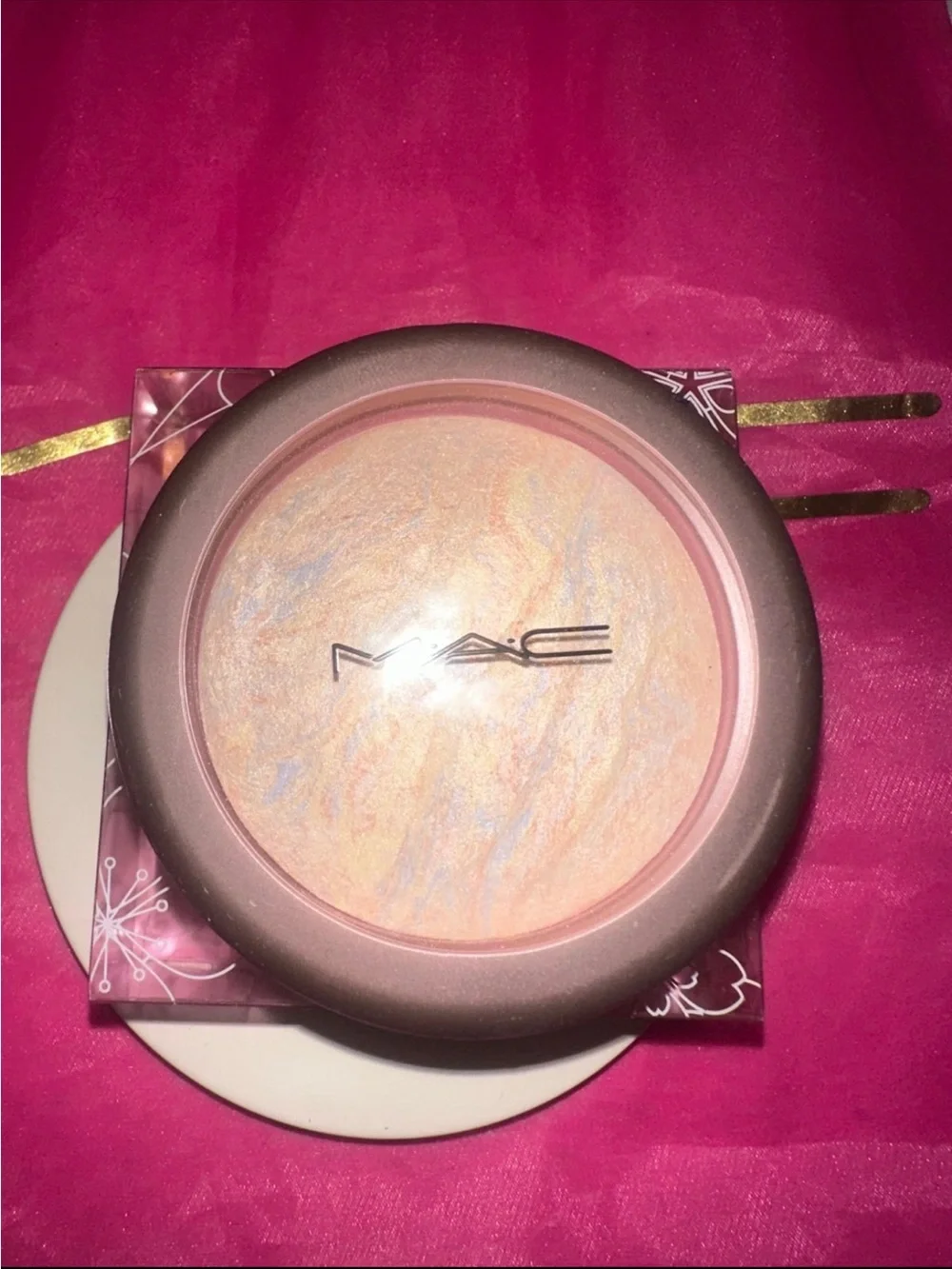 MAC Cosmetics Lightscapade Mineralize Skinfinish